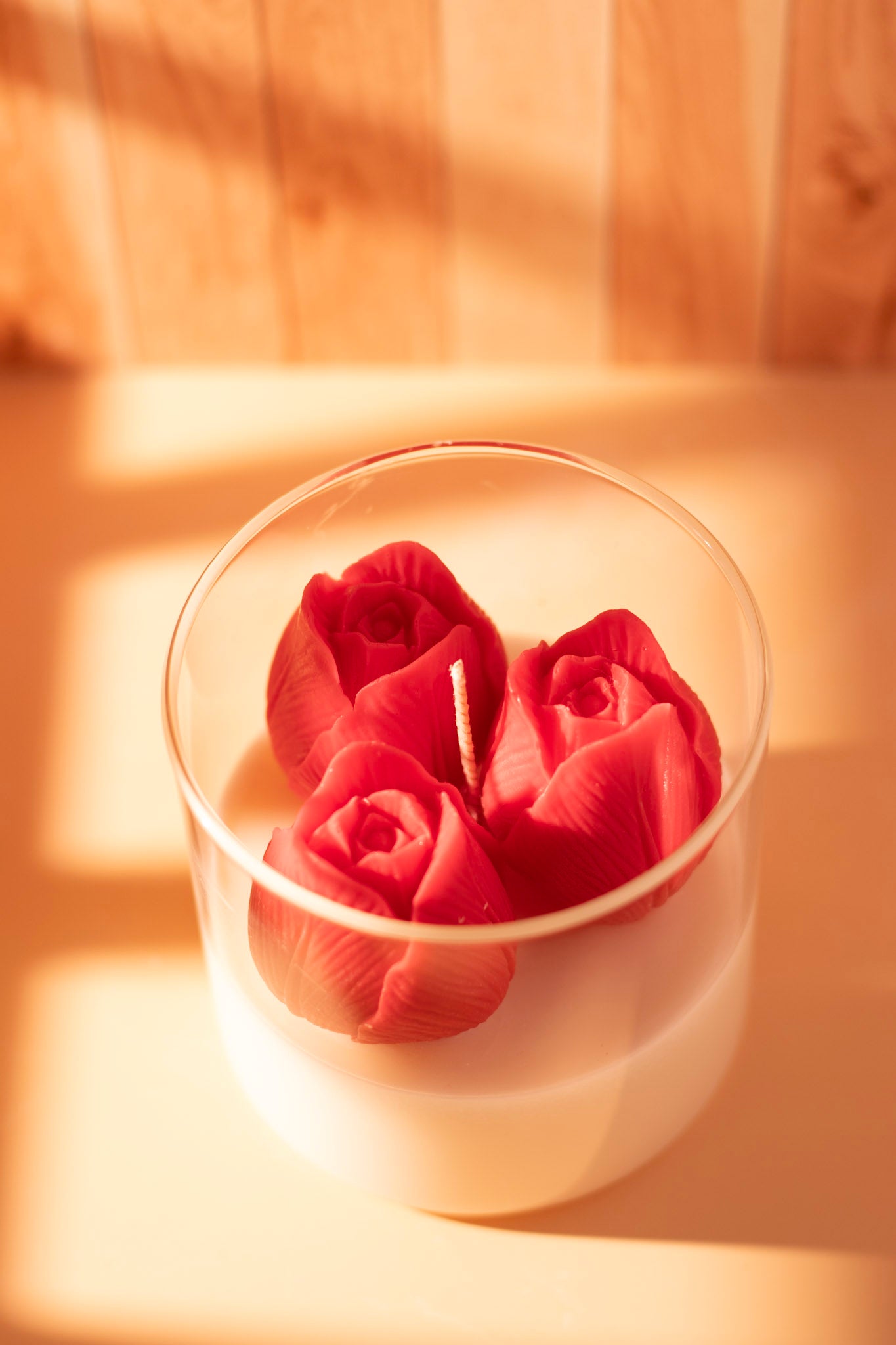Tulip Trio Candle – Handcrafted Red Tulip Blossoms in Glass Jar