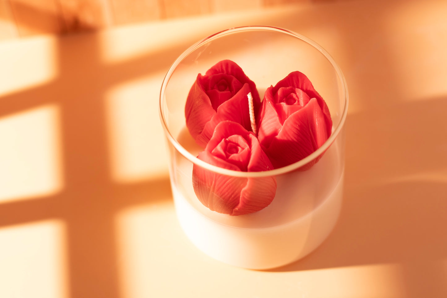 Tulip Trio Candle – Handcrafted Red Tulip Blossoms in Glass Jar